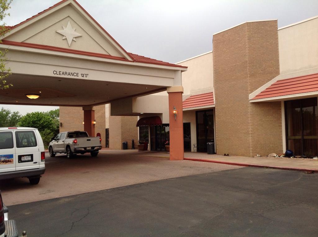 Wyndham Garden Amarillo Hotel Екстериор снимка