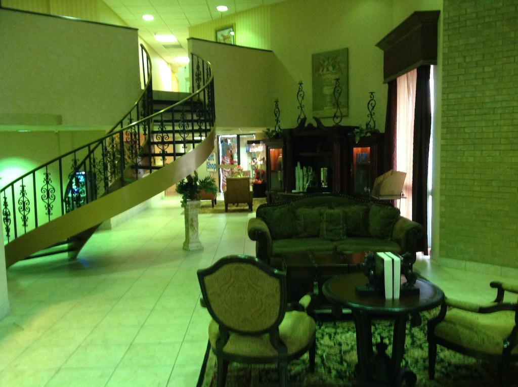 Wyndham Garden Amarillo Hotel Екстериор снимка